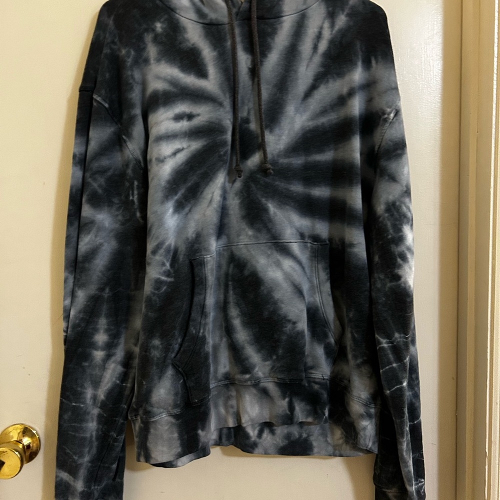 True Craft Tie-Dye Charcoal and Ash Hoodie